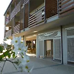 فندق Elaia Garden 3*
