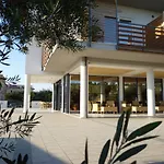 Elaia Garden 3*