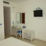 Elaia Garden فندق سبرلونغا