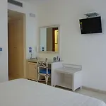 Elaia Garden فندق 3*