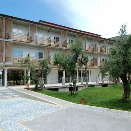 Elaia Garden Hotel 3*