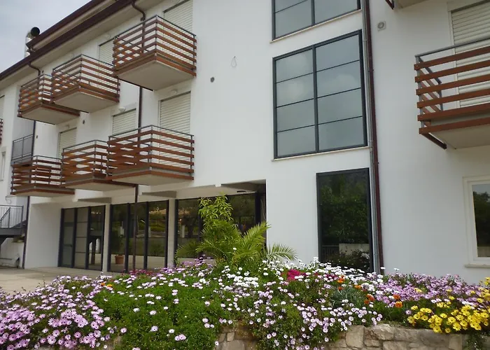 Elaia Garden ホテル