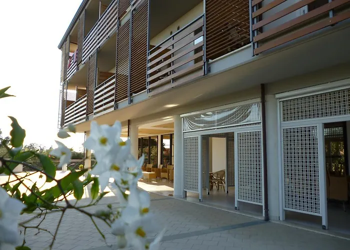 ホテル Elaia Garden 3*