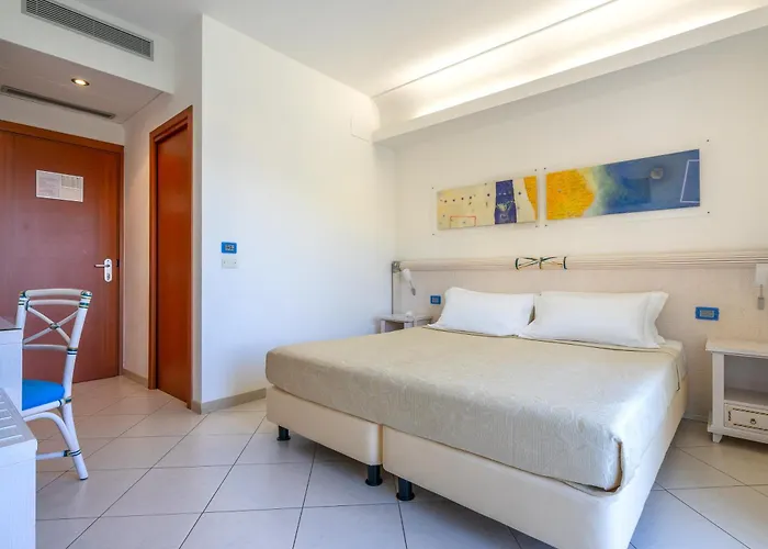 Elaia Garden ホテル 3*