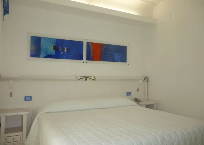 ホテル Elaia Garden