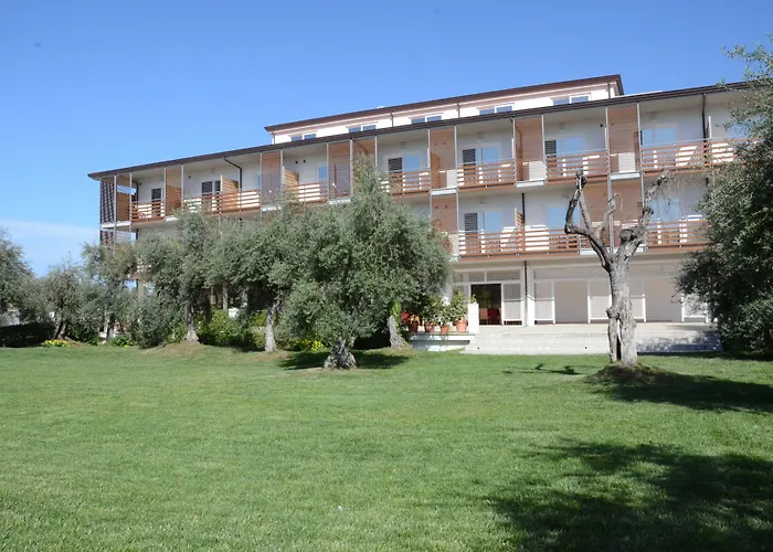 ホテル Elaia Garden