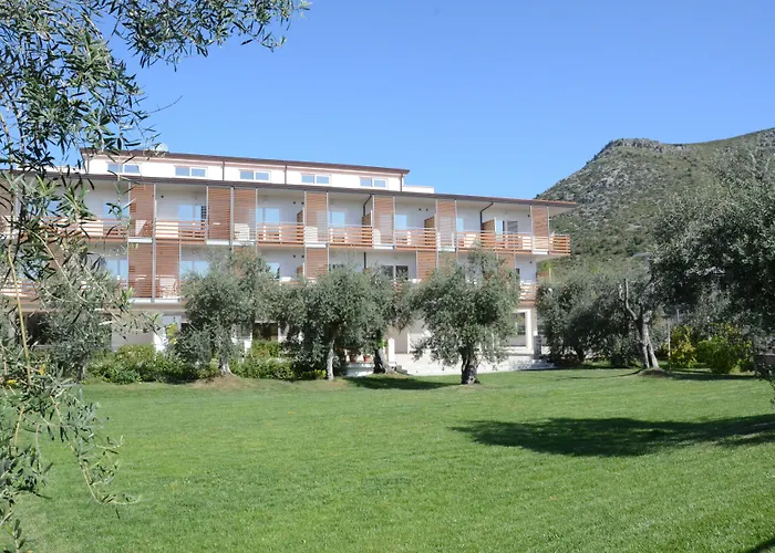 ホテル Elaia Garden