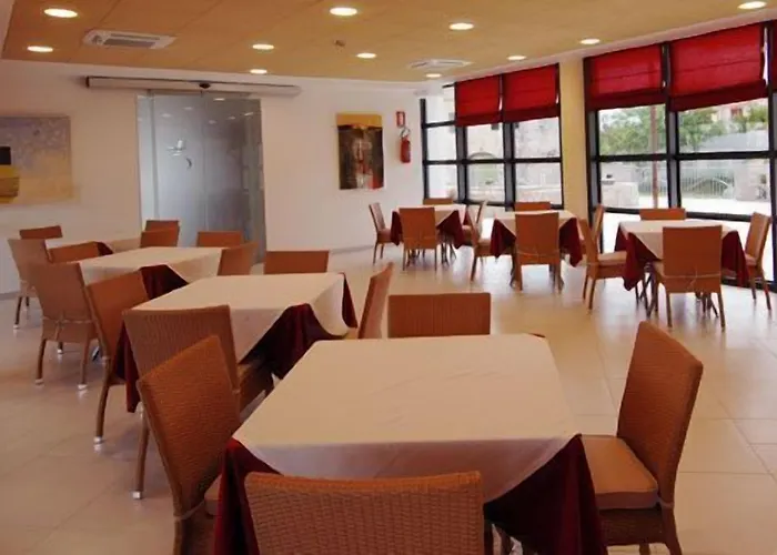 ホテル Elaia Garden 3*