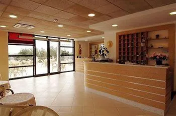 ホテル Elaia Garden 3*