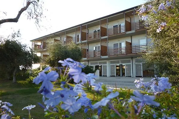 Elaia Garden 3* スペルロンガ